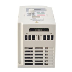 2.2KW 3HP VFD Variable Frequency Drive V70-2.2S1 20A 110V Single Phase To 3 Phase VFD