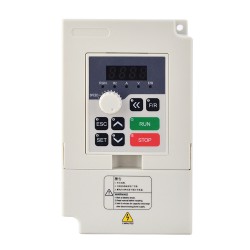 2.2KW 3HP VFD Variable Frequency Drive V70-2.2S1 20A 110V Single Phase To 3 Phase VFD